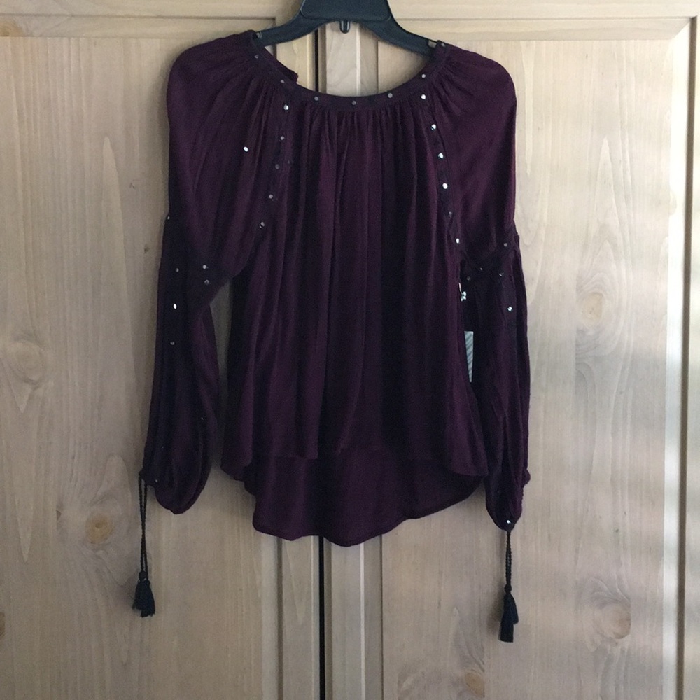 🆕Forever 21 Maroon Blouse w/ Tassels